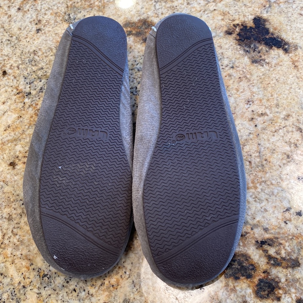 Lamo Suede Moccasins - Picture 2 of 5